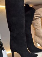 Bota negra antelina alta