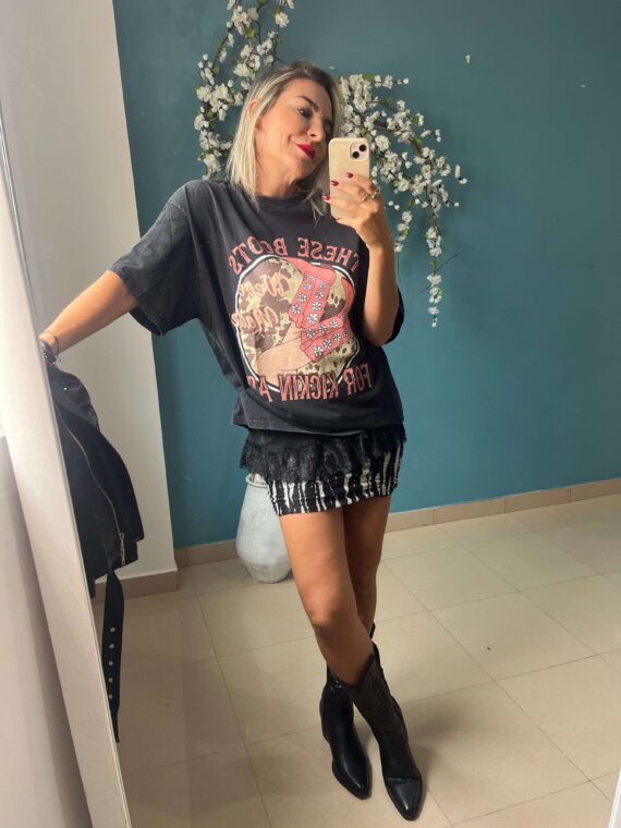 Camiseta these boots