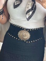 Cinturón ancho detalle