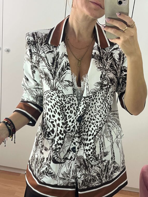 Blazer detalles chocolate