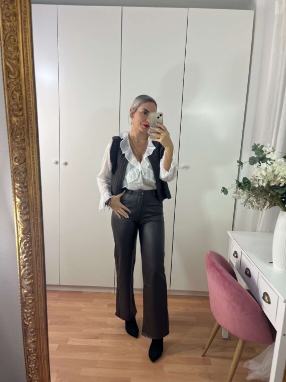 Pantalón cropped polipiel