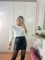 Camisa cuello tirilla media manga