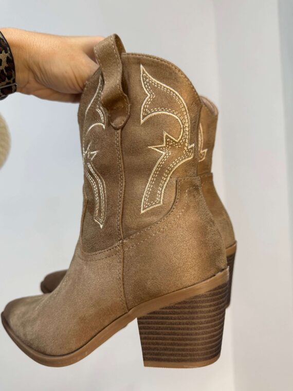 Botín cow boy kaki