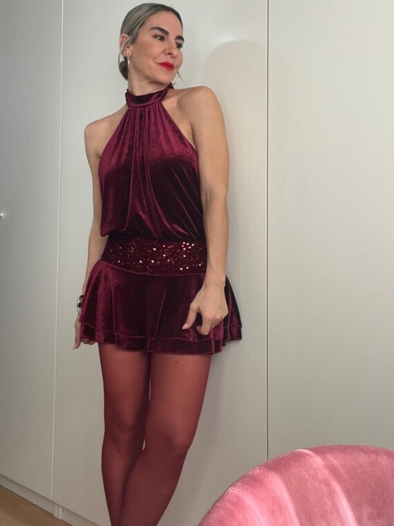 Vetido terciopelo espalda descubierta