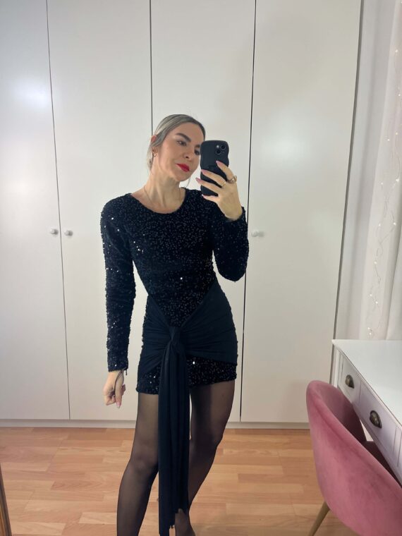 Vestido lentejuelas lazo