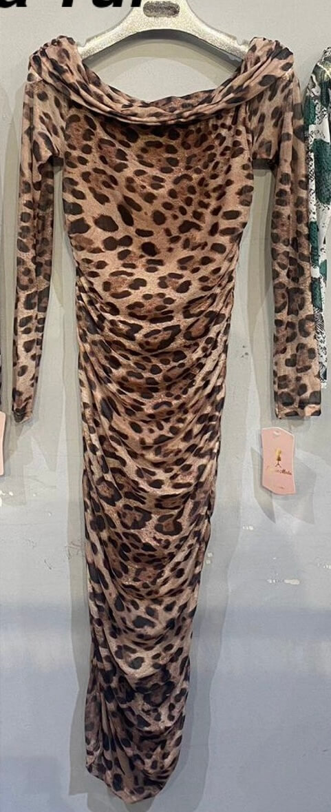 Vestido bardotte animal print